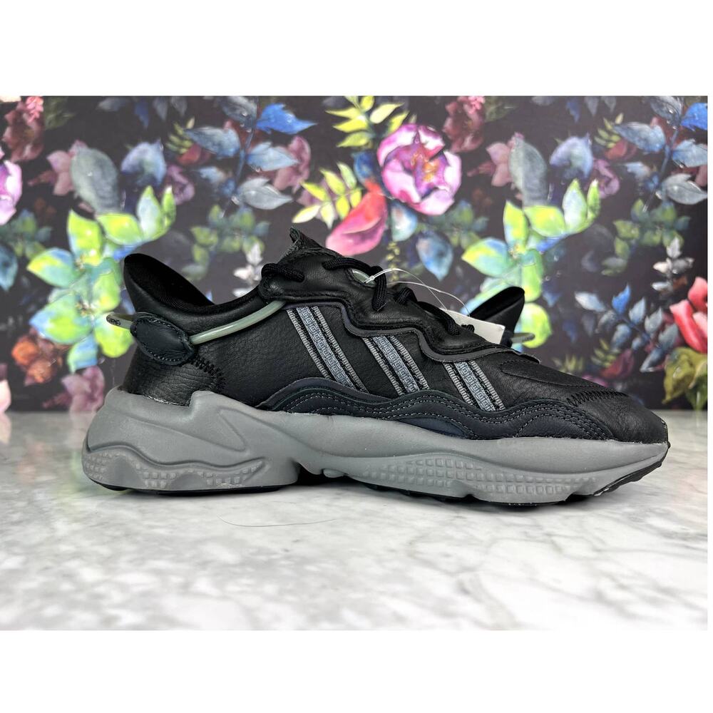 NEW Adidas Originals Ozweego EE7004 - Picture 7 of 11